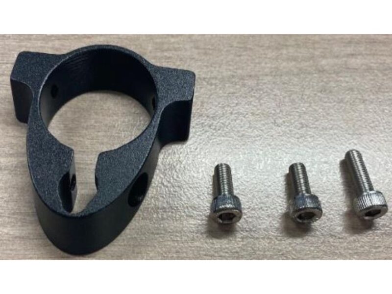 Adattatore GIANT per fissaggio portapacchi REVOLT